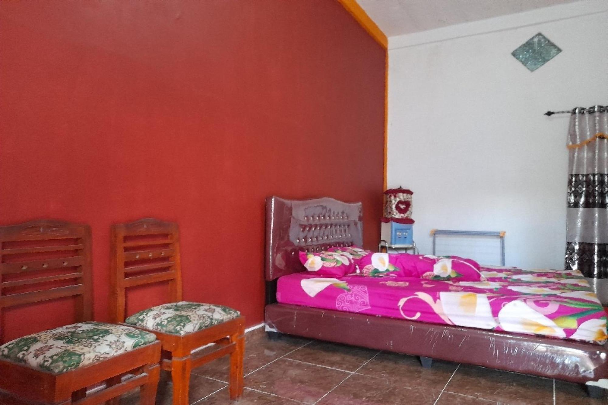 Oyo Homes 91248 Desa Wisata Banding Agung Danau Ranau Extérieur photo